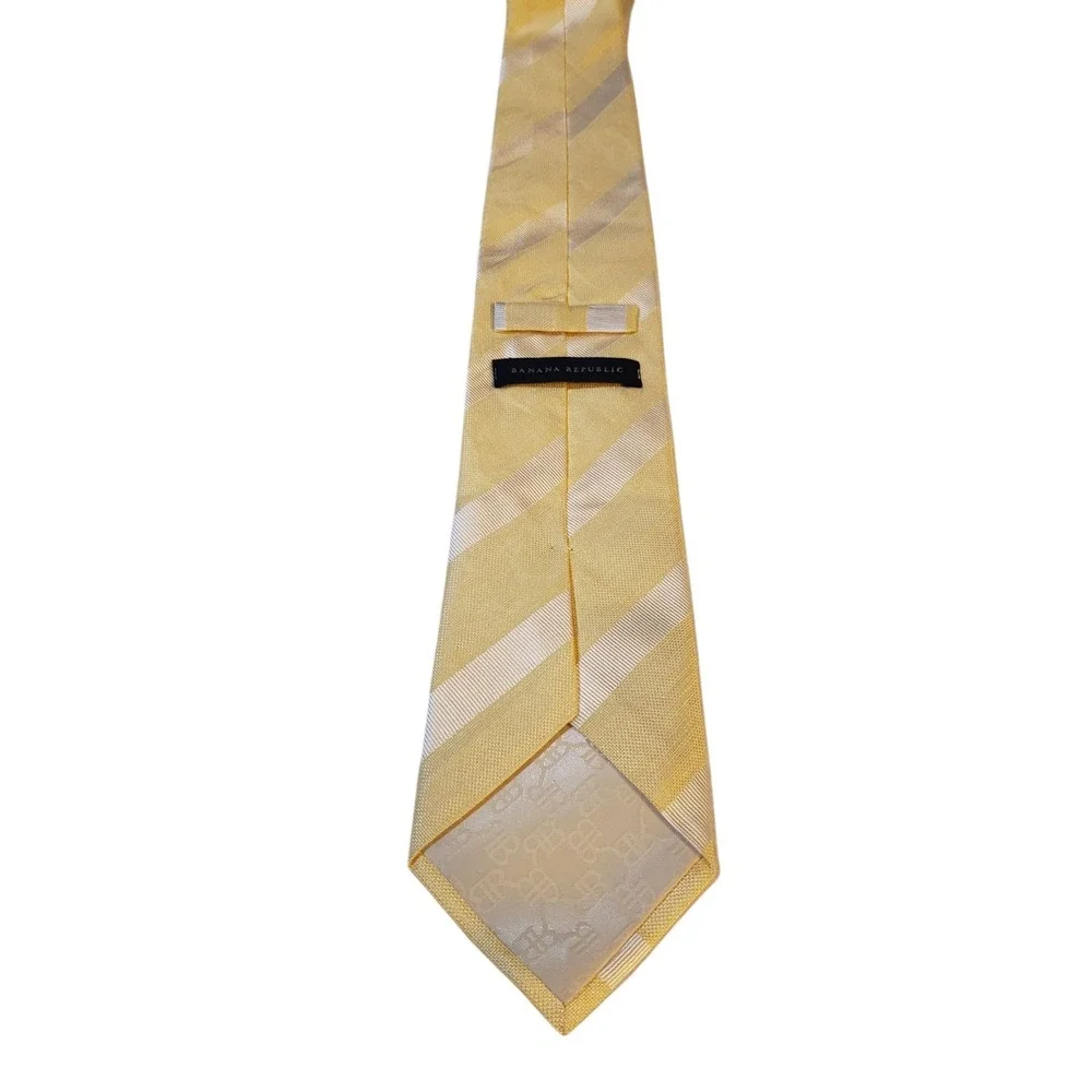 Banana Republic Means Linen‎ Tie Necktie Designer Luxury Yellow White Striped